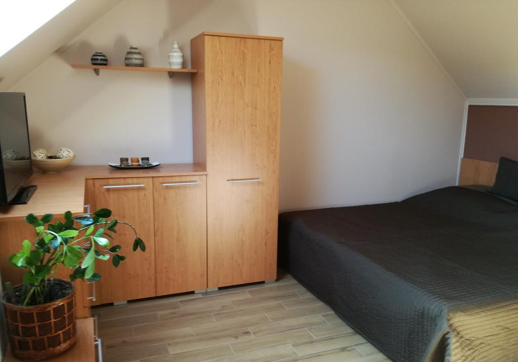 Stilus Apartman Appartement Szekszárd Buitenkant foto